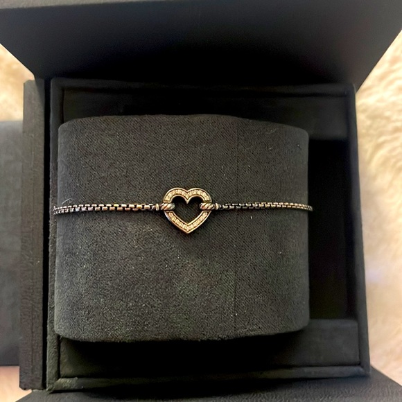 David Yurman 

Valentines gift - Picture 2 of 3